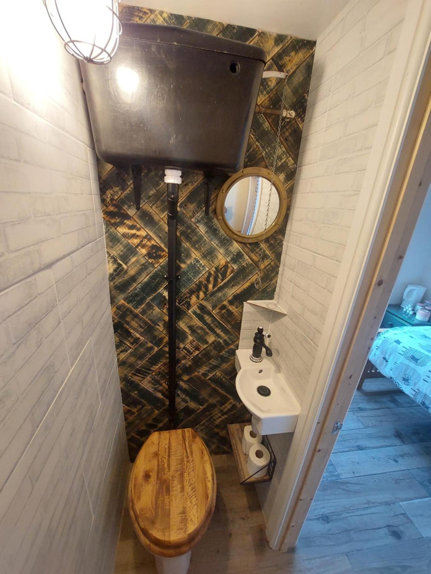 Salisbury Guest House - Free Parking Йорк Екстер'єр фото